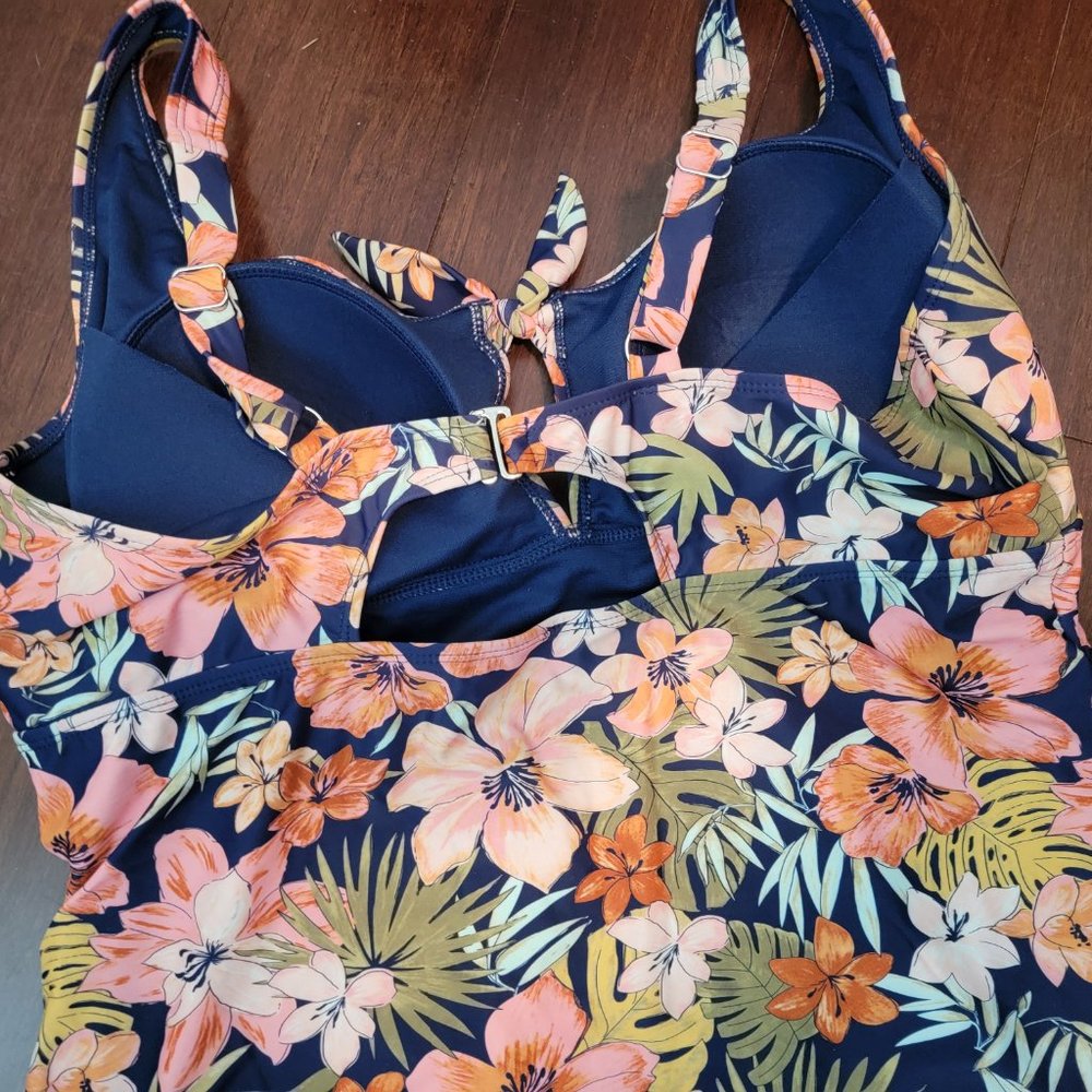 Heat Tiki Beach Tropical Floral One Piece Retro Style Swim Suit - Picture 6 of 11